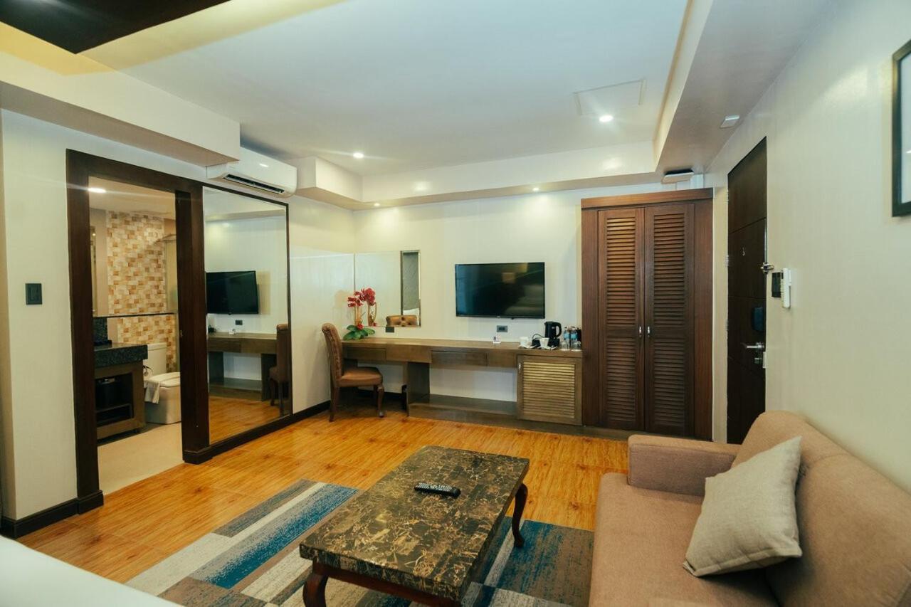 Alona By Jpark Island Resort Panglao Exterior photo